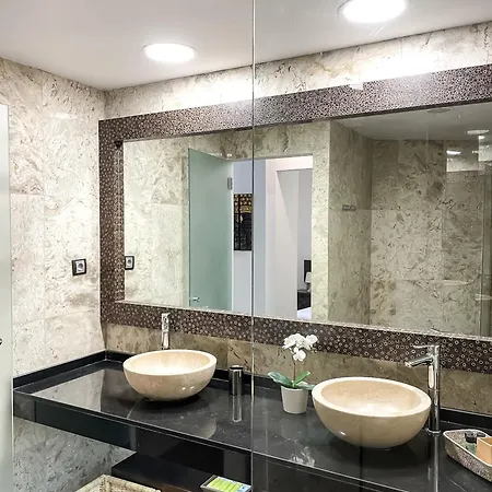 B-rent Atlantic Garden 181 *